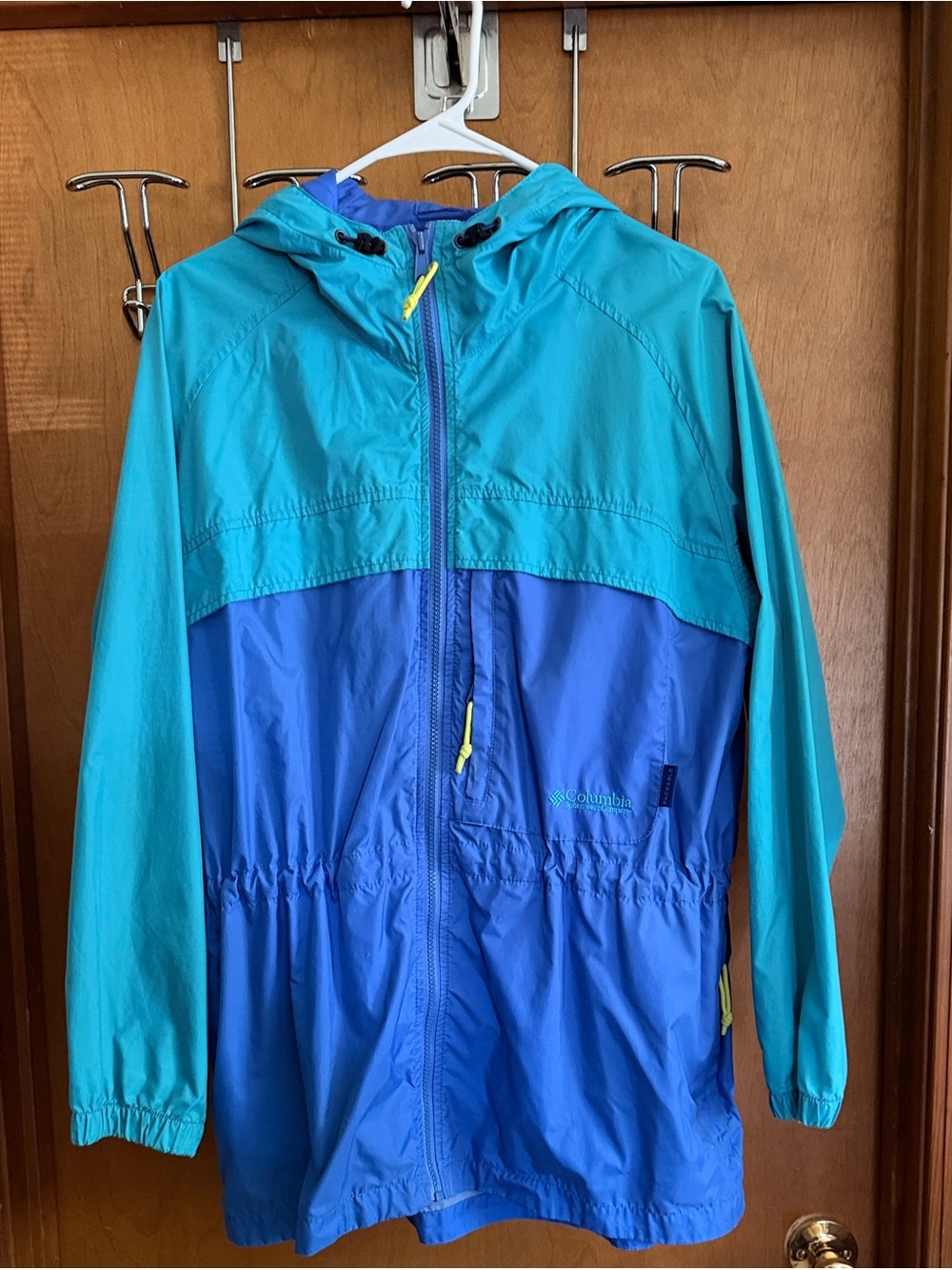 90’s Vintage Women’s Columbia Color Block Teal & Blue Hooded Windbreaker Jacket